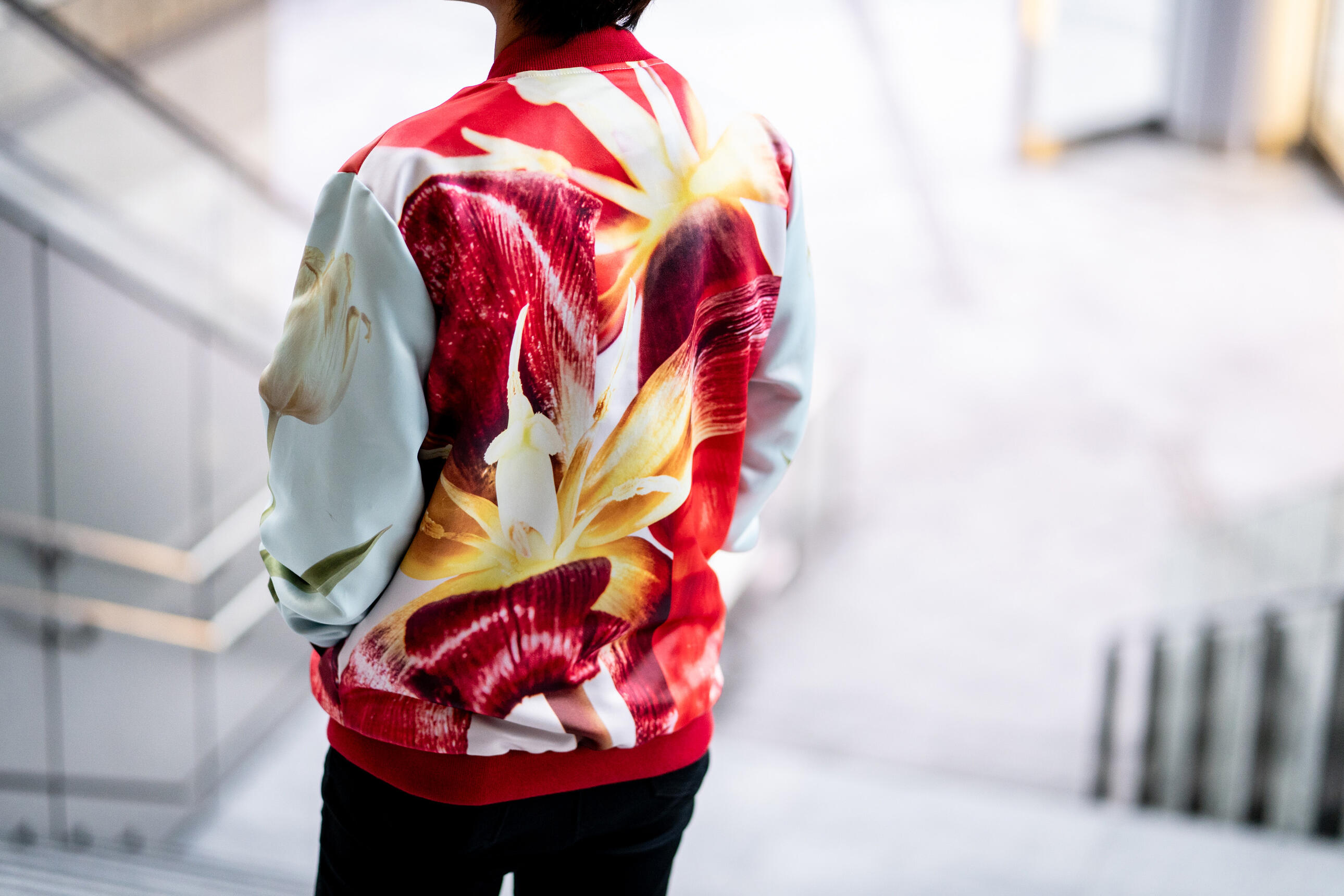 冨田実布×コロモリ ボンバージャケット